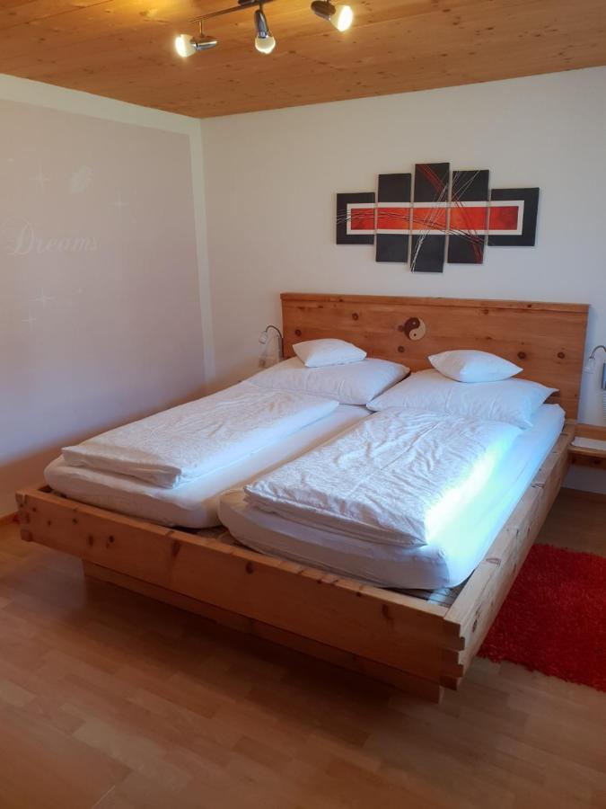 Haus Ambiatscha Lägenhet Sankt Gallenkirch Exteriör bild