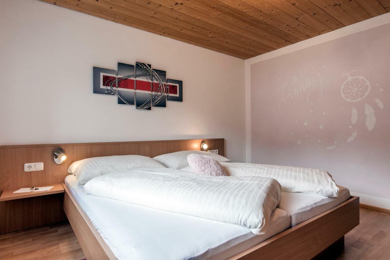 Haus Ambiatscha Lägenhet Sankt Gallenkirch Exteriör bild