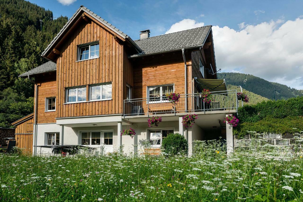 Haus Ambiatscha Lägenhet Sankt Gallenkirch Exteriör bild